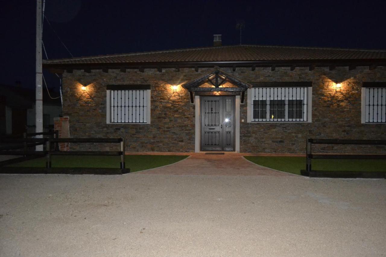 El Capricho de los Carrascos Juarros de Voltoya Exterior foto