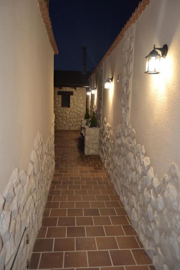 El Capricho de los Carrascos Juarros de Voltoya Exterior foto
